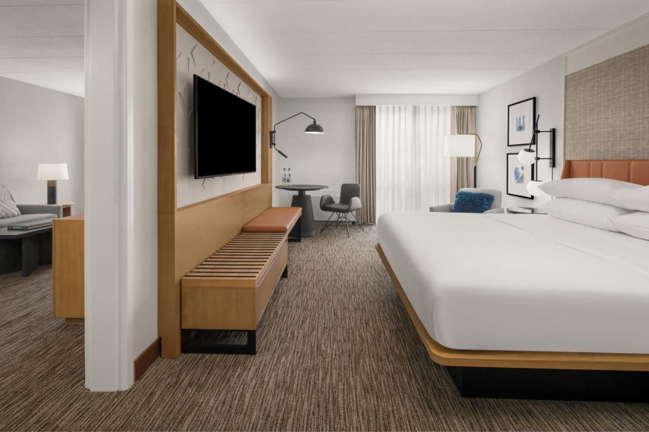 Sheraton Milwaukee Brookfield Luaran gambar